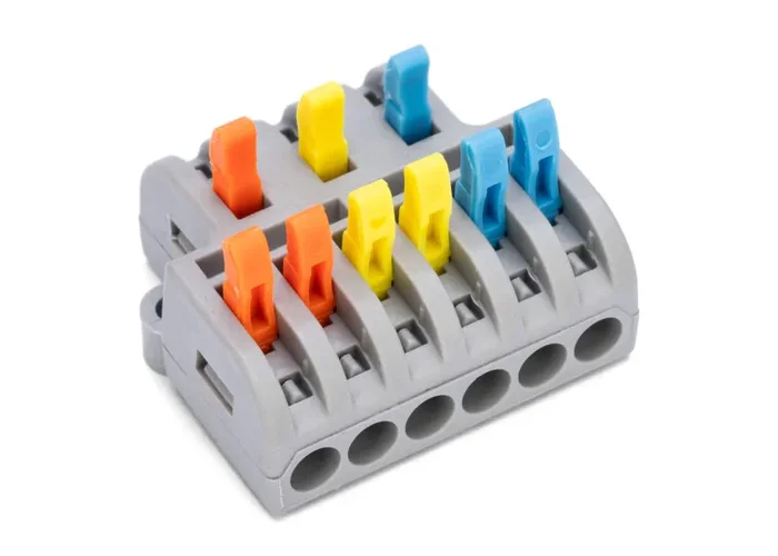 Connection terminal 3 inputs – 6 outputs / 0.2 – 4 mm2 / 4 pcs.