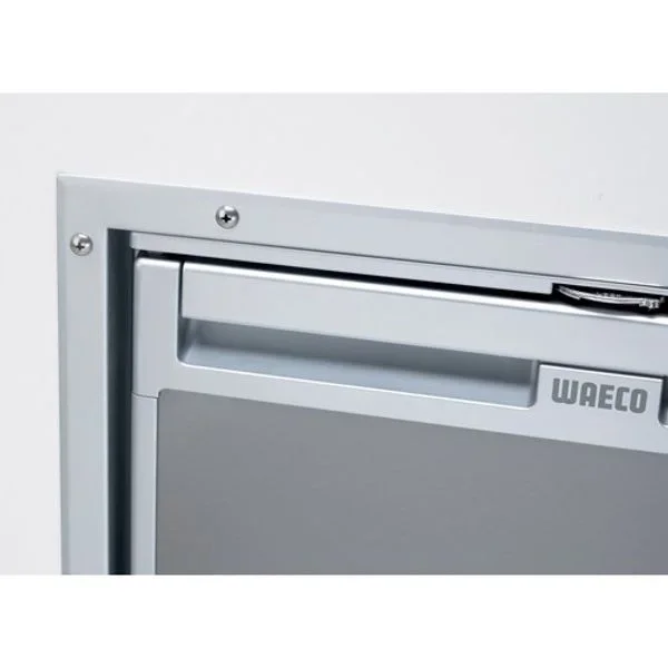 Dometic CR50 Fridge 50L Install (Flush Mount)
