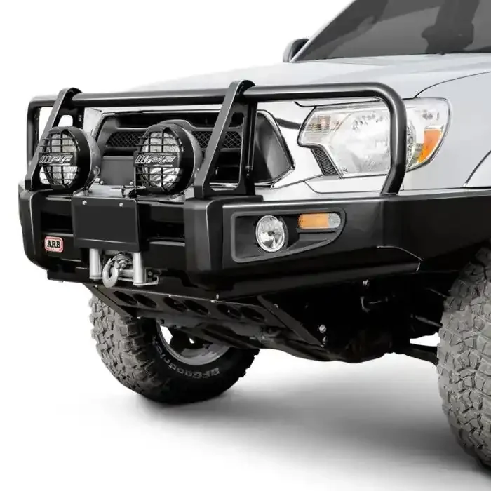 Front Bumper ARB pour Land Cruiser 200 Series 2007 a 2015 Commercial BullBar