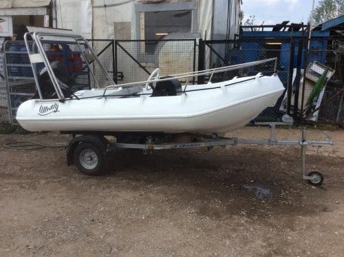 One piece bow rail