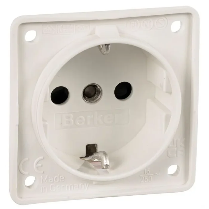 White Schuko Socket with FLOW Design Frame Options
